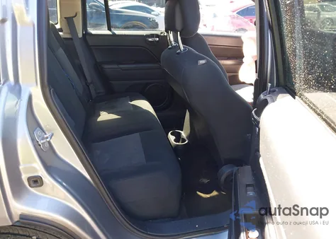 2016 Jeep Compass Sport из США, поврежденный, VIN 1C4NJCBAXGD615751